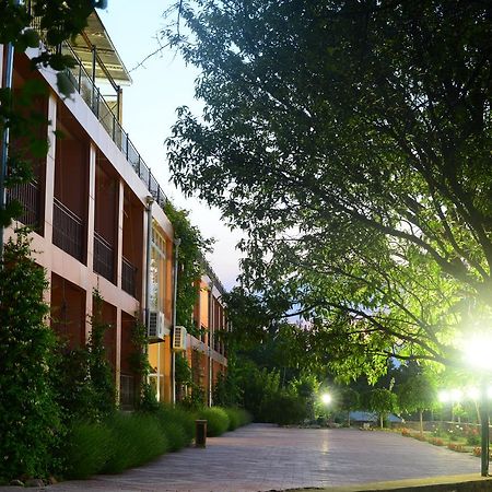 Avenue Park Hotel Yusufkhona Εξωτερικό φωτογραφία