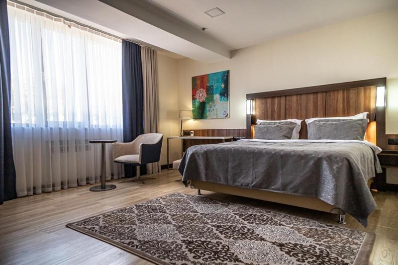Avenue Park Hotel Yusufkhona Εξωτερικό φωτογραφία