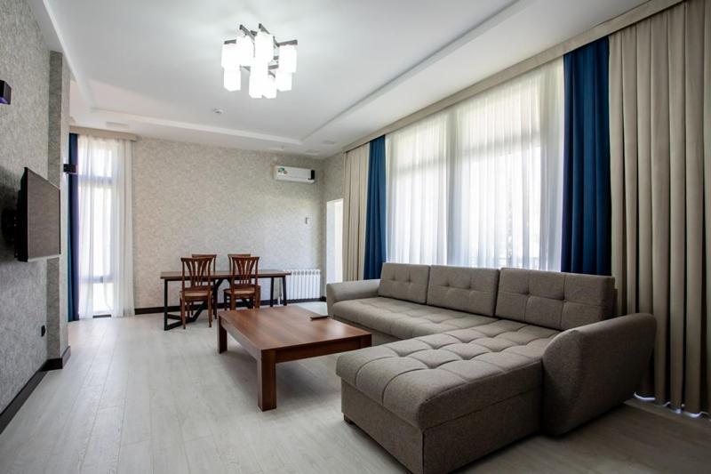 Avenue Park Hotel Yusufkhona Εξωτερικό φωτογραφία
